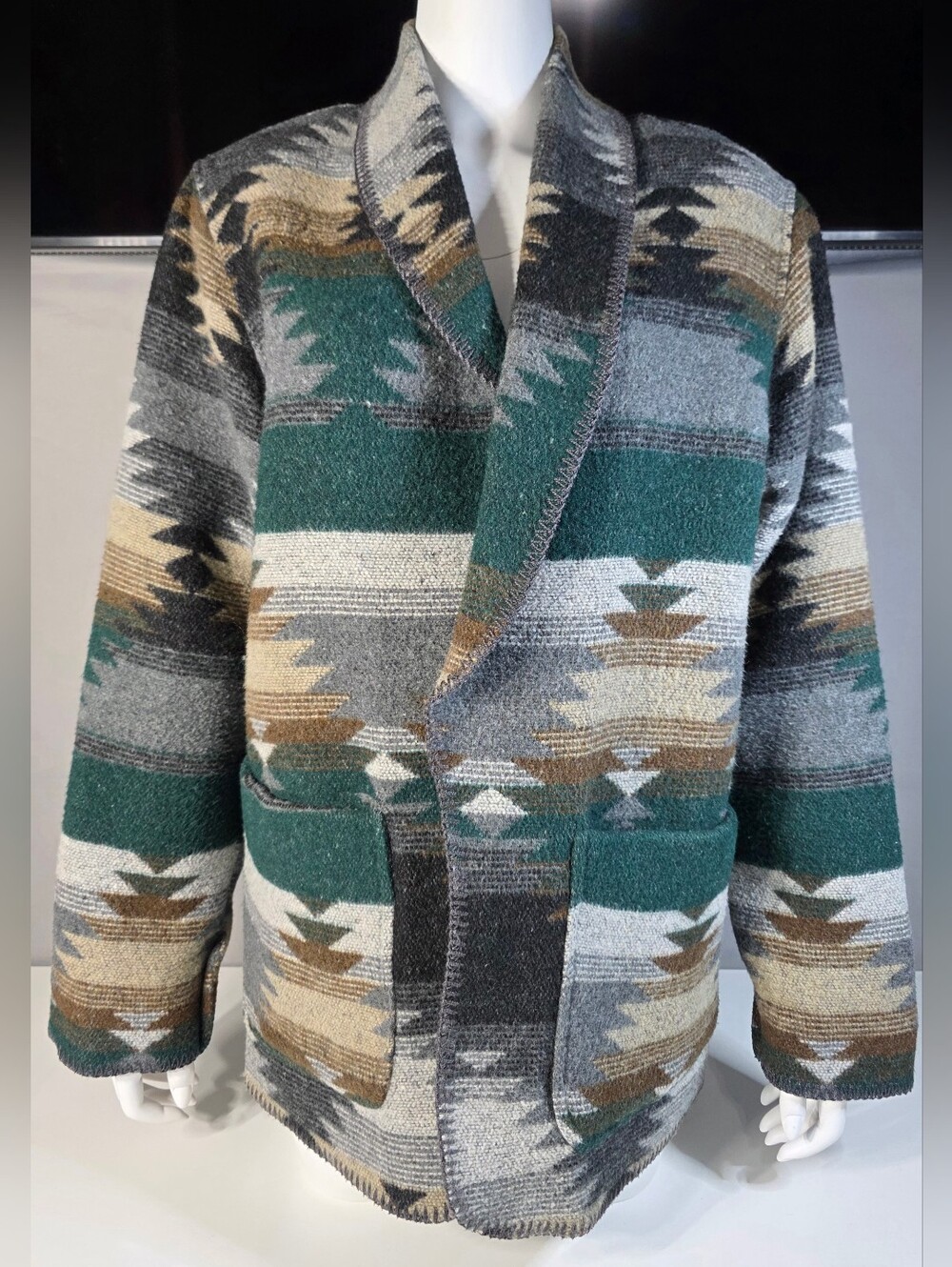 Karen Kane Vintage Lifestyle Southwestern Geometric Blanket Jacket Size Medium